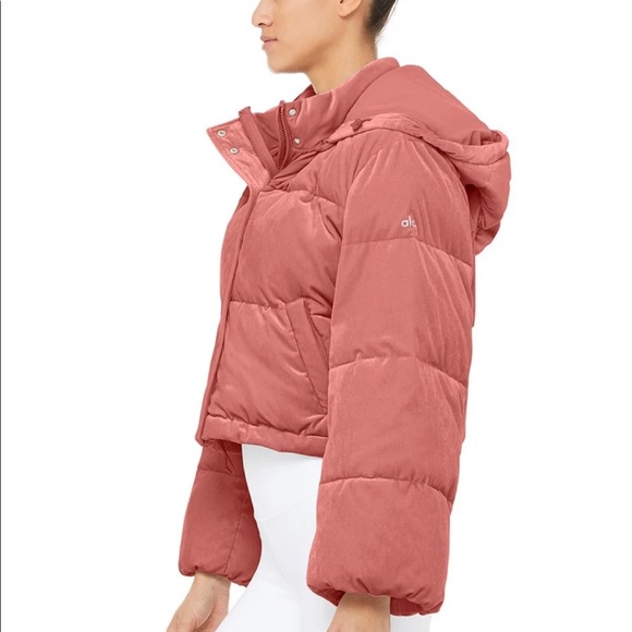 ALO YOGA PUFFER JACKET - Picture 3 of 5